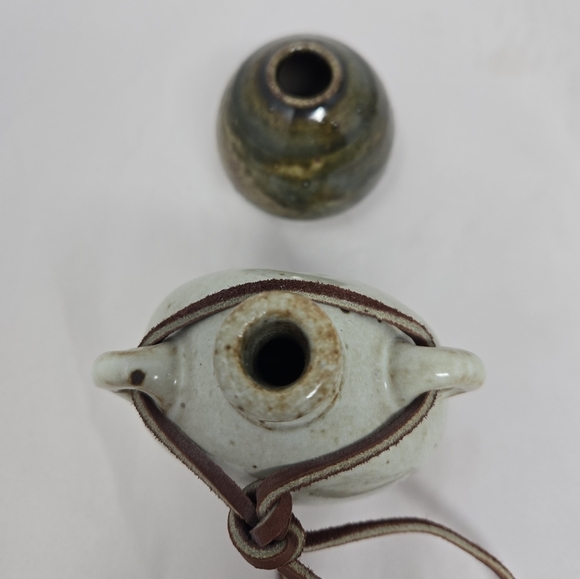 Pottery Handmade Vintage Japenese Small & Medium Vases Tan-leather Tie & Green - Picture 6 of 12